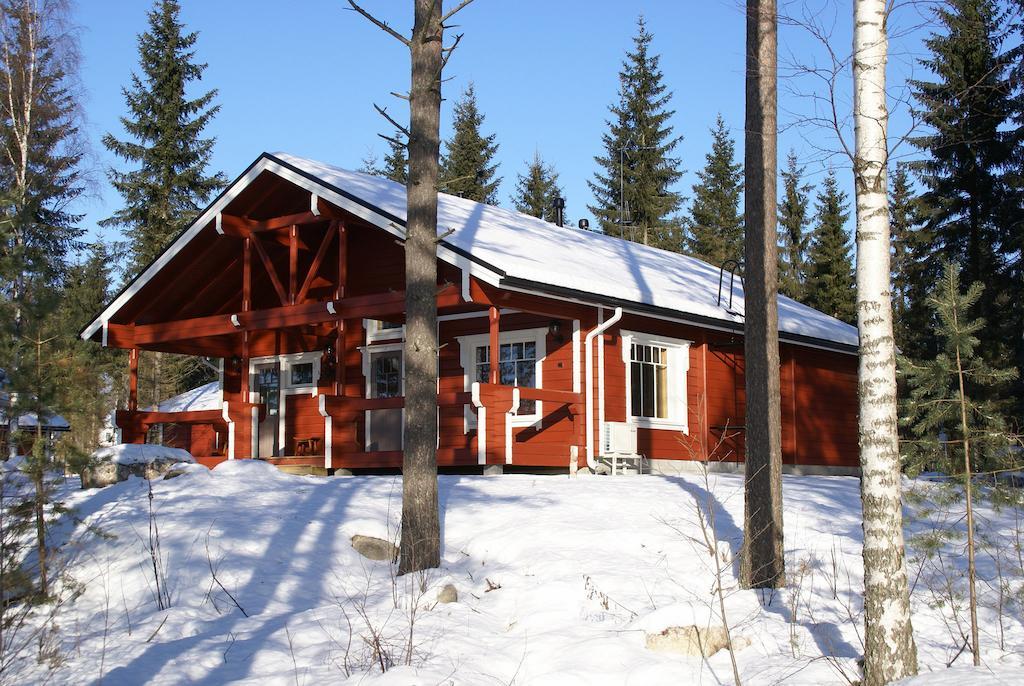 Kartanohotelli Satulinna Huvilat Hirvensalmi Room photo